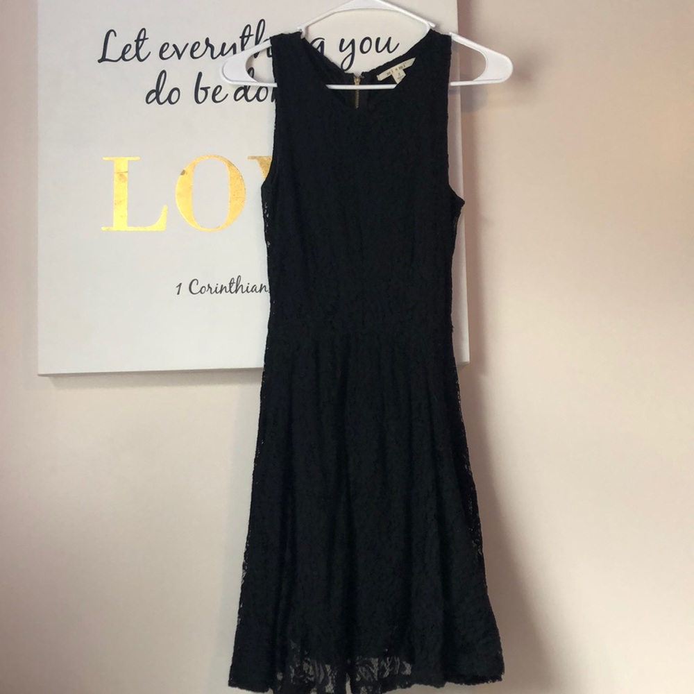 Black lace Francescas dress